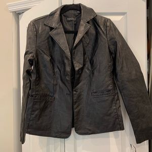 100% polyurethane black jacket